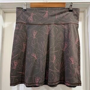 Carve Designs Pink and Brown  Skirt Size Medium